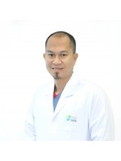 Dr Trong Nguyen - Dentist at Dentist 2000 - Facility 1