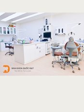 Quoc Dat Dental Clinic - treatment room