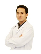 Dr Nguyen Minh Nguyen Minh Thong - Dentist at Kim Dental Nha Khoa