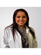 Dr Gabriela Gutierrez Lopes - Surgeon at CEDDEL Centro de Diagnóstico Dermatológico y Láser