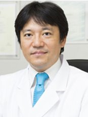Dr Takahiro Fujimoto - Doctor at Clinic F