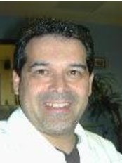 Dr Everardo Garza Buentello - Dermatologist at Dermatologia Medica, Quirurgica y Cosmetics