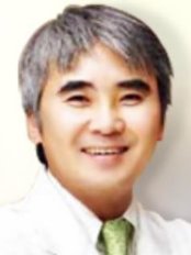 Dr Lim Keun-woo -  at I Parkmall Clinic