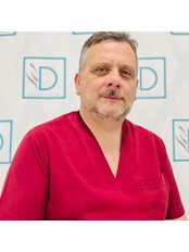 Dr Nestor Arriaga - Surgeon at Derma Clinic Spain
