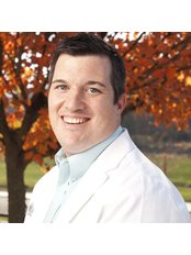 Nathan Misel - Dermatologist at Oakview Dermatology - Belpre