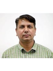 Dr Gulshan Yadav -  at MolQ (Pathology Laboratory)