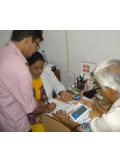 Ross Clinics - Sector 31 - Shop#109, Main Market, Sector 31, Gurgaon, Haryana, 122001,  0
