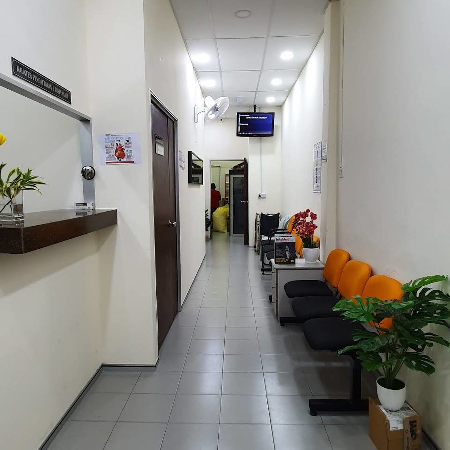 Klinik Kayu Ara in Petaling Jaya, Malaysia • Read 2 Reviews