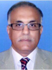 Dr Farooq Butt - Surgeon at Medcare International Hospital