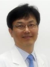 Dr Lee Bum-suk - Doctor at National Rehabilitation Center
