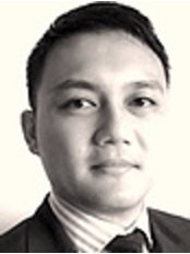 Dr Jonathan Siew -  at Essex Private GP