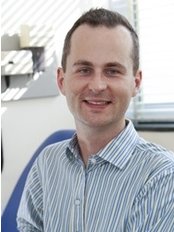 Dr Chris Rutkowski - Consultant at The London Allergy Clinic