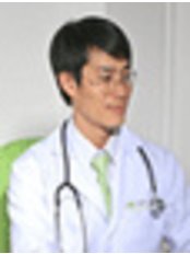 Dr Le Khac Bao -  at Phoi Viet Respiratory Disease
