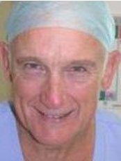 Dr Peter Cox - Doctor at A Prof Raf Ghabrial – Ophthalmic Surgeon