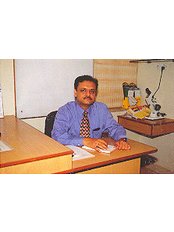 Dr Vinay Agarwal -  at Clear Vision Eye Center