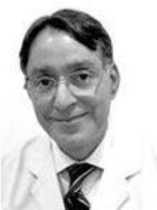 Dr Cyrus Shroff - Ophthalmologist at Shroff Eye Centre - Kailash Colony
