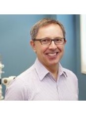 Dr David Worsley - Doctor at Hamilton Eye Clinic
