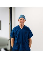 Dr Andrew Logan - Doctor at Wellington Eye Centre - Wellington