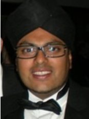 Mr Maninder Kalsi - Manager at Selby & Taylor Opticians