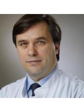 Dr Andrew S. Hutz - Principal Surgeon at Laser Plus - Donetsk