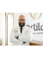 Dr Ernesto Rojas - Doctor at Fertilam - Fertility Center