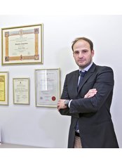 Dr. Papanikolaou Athanasios - Dr. Papanikolaou Athanasios MD, MSc 