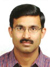 Dr Vivek Singla - Surgeon at Dolphin IVF & Laparoscopic centre