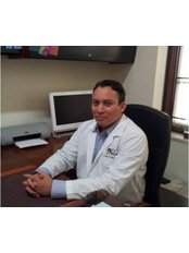 Dr Gustavo Escobeda Contreras - Doctor at Instituto Vida