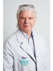 Dr Robert Sienkiewicz - Doctor at VITROLIVE Gynaecology and Fertility Clinic