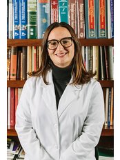 Dr Laura García - Doctor at Clinica Tambre