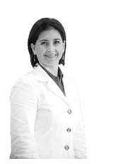 Frau Adriana Landazabal - Ärztin - Das Fertility Center Juaneda