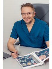 Dr Aleksandr Darii - Doctor at ICSI Clinic