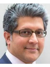 Dr Farooq  Rahman - Consultant at Gastro London