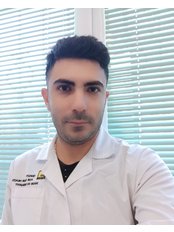 Dr Suren Beitola - Surgeon at United Hair Clinic