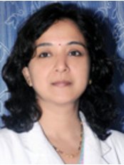 Dr Deepali Saxena - Surgeon at Cosmazone - Gwalior Centre