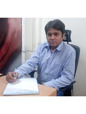 Dr jinkal kunjadiya - Doctor at hairfree & hairgrow clinic - Surat
