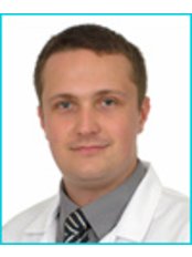 Dr Maciej Borejsza - Doctor at MD MEDMIX hair clinic
