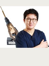 Dr. Hwang's Hair Transplantation Center - ICT Tower 2f, 502-16, Sinsa-dong, Gangnam-gu, Seoul, Korea, 06035, 