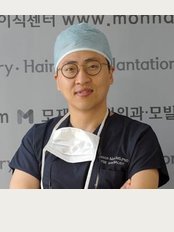DR. Moh Plastic Surgery Hair Transplantation Center - Kangnam-Gu, Shinsa-Dong 579, 