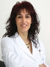Begoña Barros - Doctor at Institut Pelo Vila-Rovira Clinica Transplante de Pelo