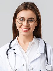 Dr Jennie Christie - Dentist at Dr Guder Clinic