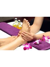 Foot Reflex Massage - Midleton Wellness Centre