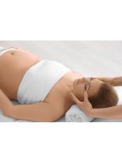 PREGNANCY MASSAGE  - Endulge Therapy
