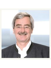 Dr med. Thomas Neuhann - Doctor at EuroEyes Laser Eye Centres - Hamburg