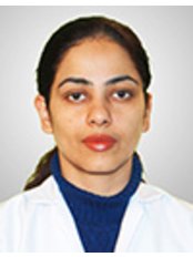 Dr Guneet Mann - Ophthalmologist at Grewal Eye Institute - Shimla