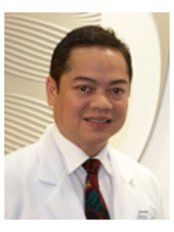 Dr Enrique L Enriquez - Ophthalmologist at The Lasik Surgery Clinic Manila