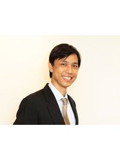 Dr Nai Wee Chng - Ophthalmologist at Eagle Eye Centre Pte Ltd