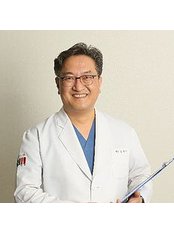 Dr. PARK Jacob - Doctor at Glory Seoul Eye Clinic