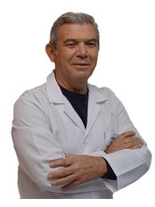 Dr Kemal Sağnak - Surgeon at Veni Vidi Eye - Antalya