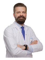 Dr Tuğrul Akın - Surgeon at Veni Vidi Eye - Caddebostan